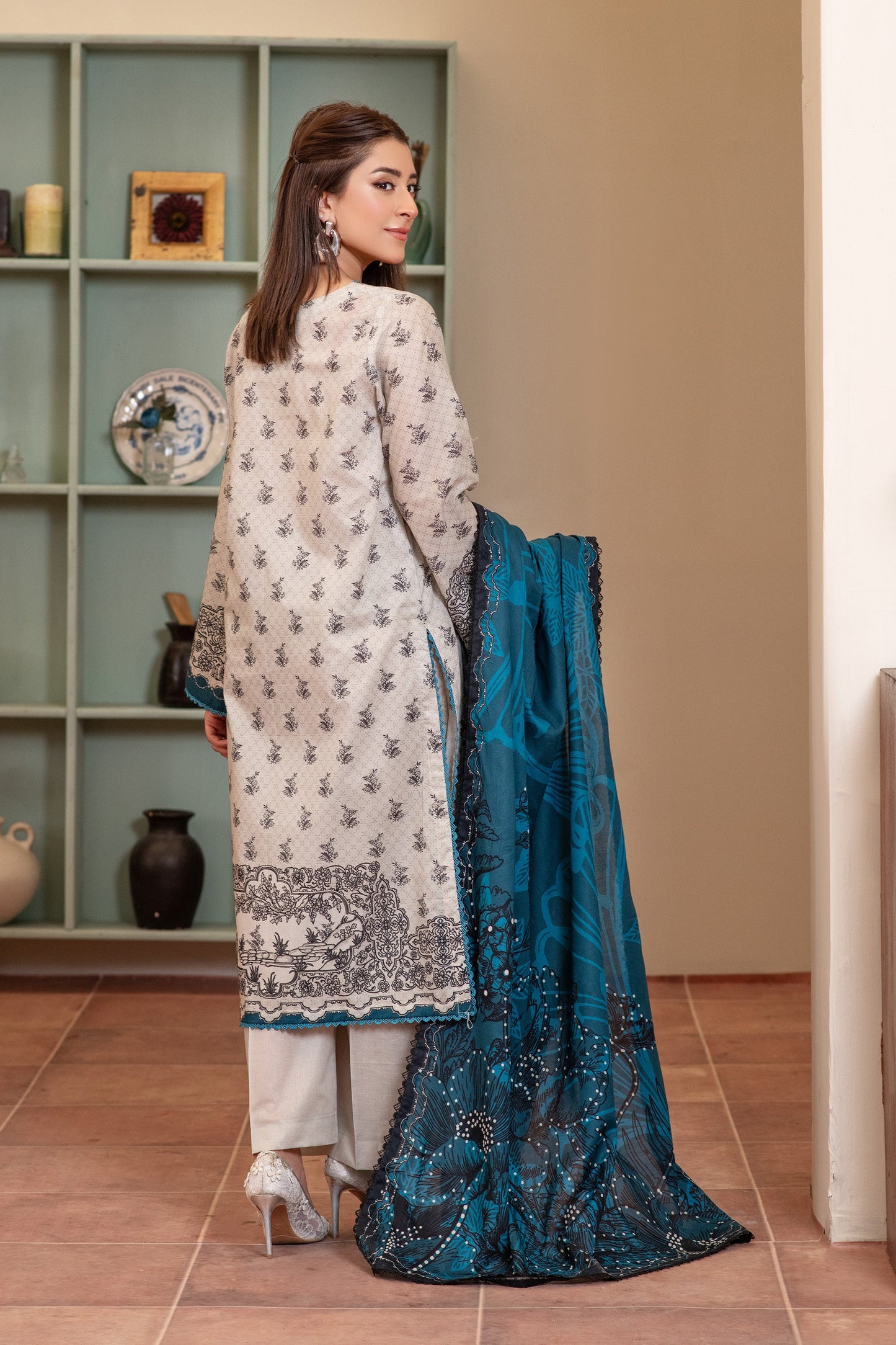 3 Piece Unstitched Oat Premium Lawn