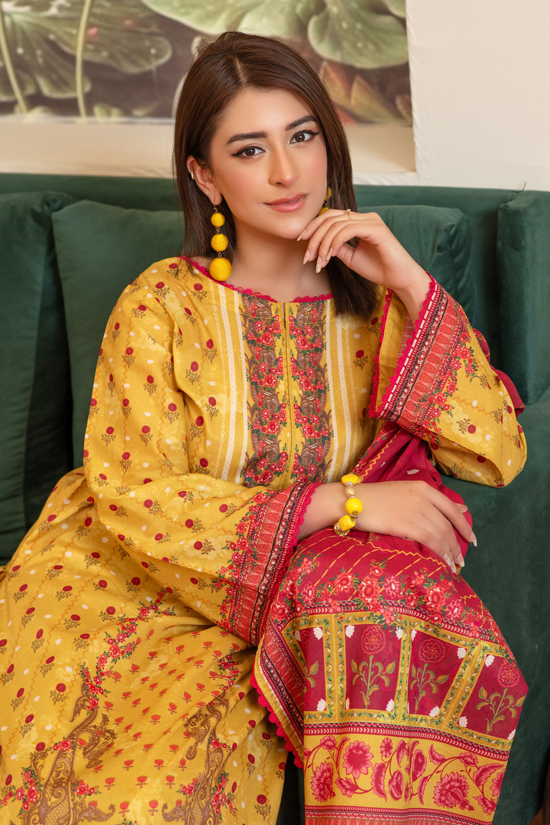 3 Piece Unstitched Yellow Premium Lawn - 4