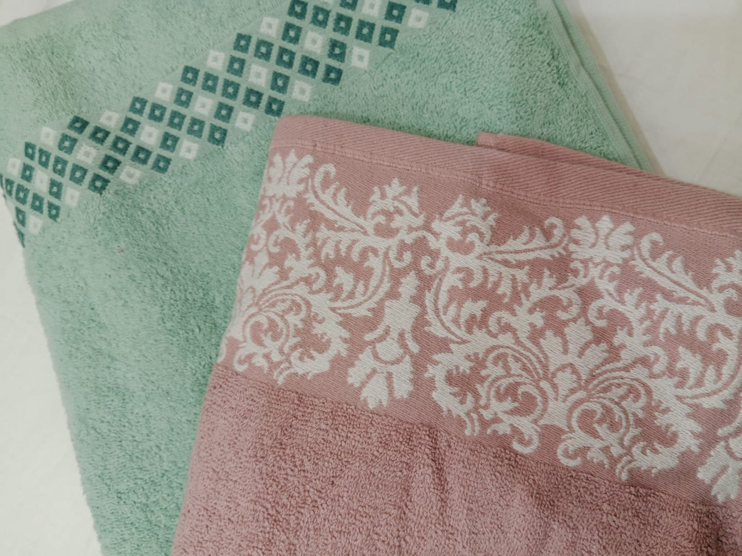 Soft & Stylish Cotton Bath Towels Fast Dry & Elegant Design